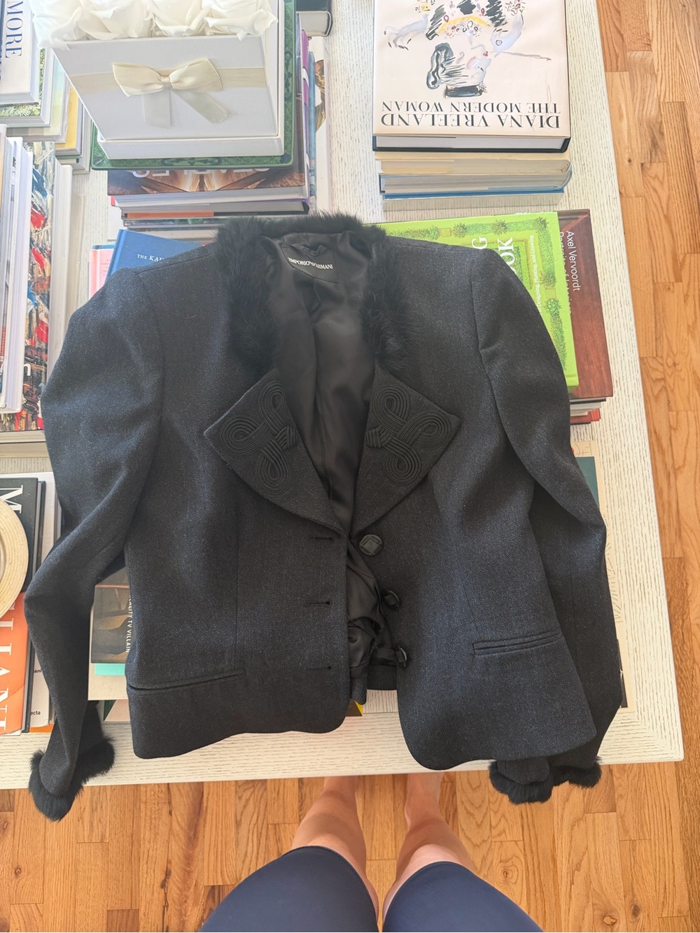 Vintage 2000s Emporio Armani Wool blazer jacket with fur trim size IT 46/ US 8-1